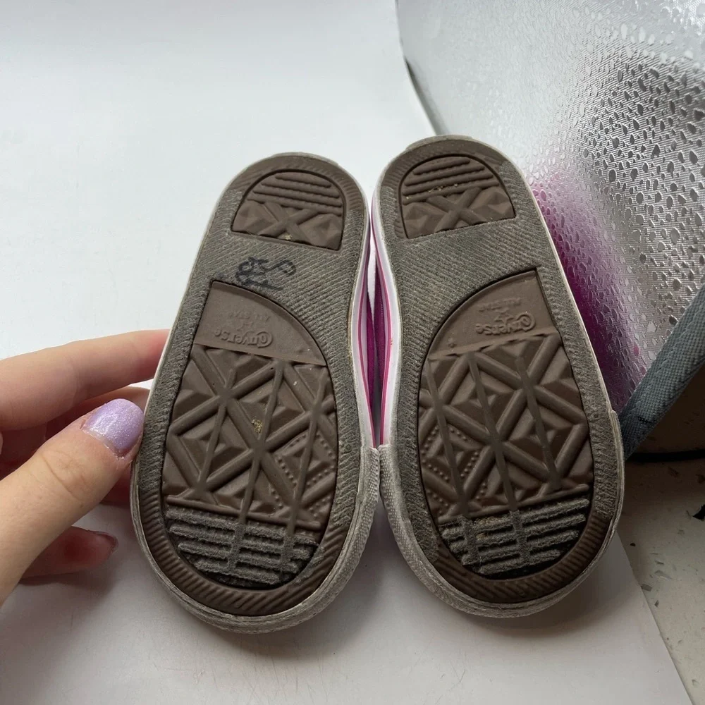 Converse Pink and White infant girls Slip-On Sneakers size 6C